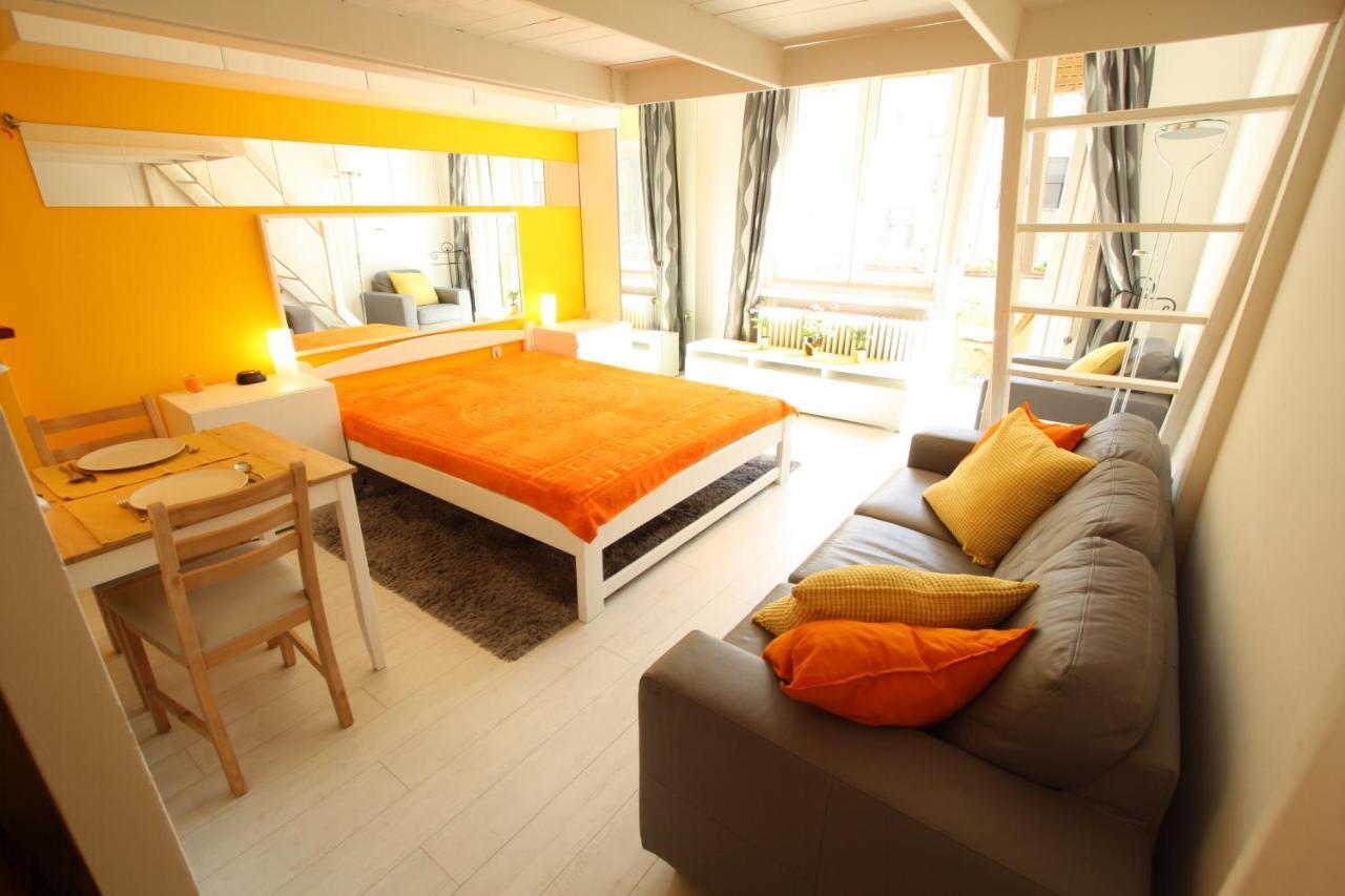 Sunny Studio With Balcony In Party District Budapest Luaran gambar