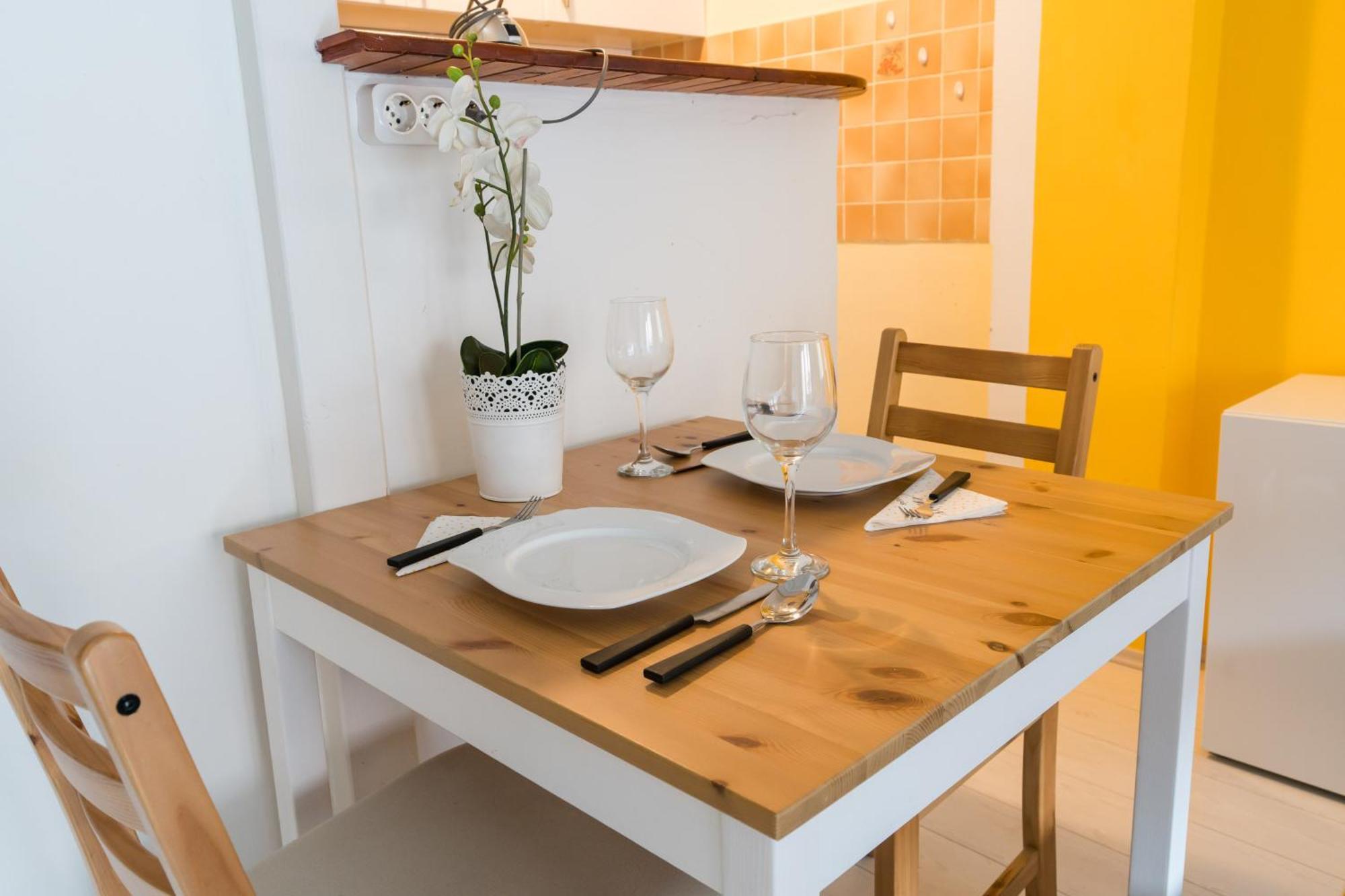 Sunny Studio With Balcony In Party District Budapest Luaran gambar